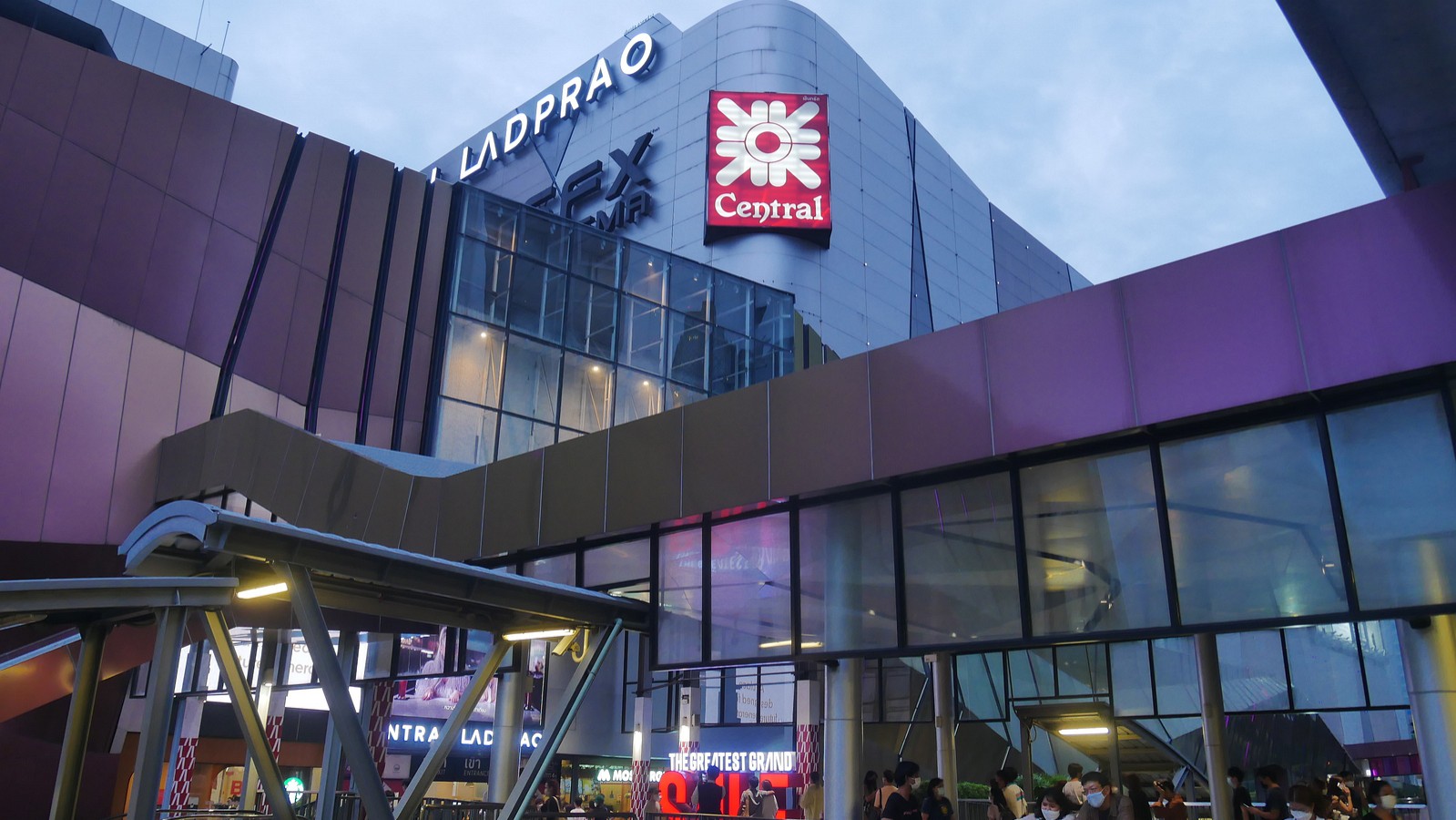 Central Ladprao