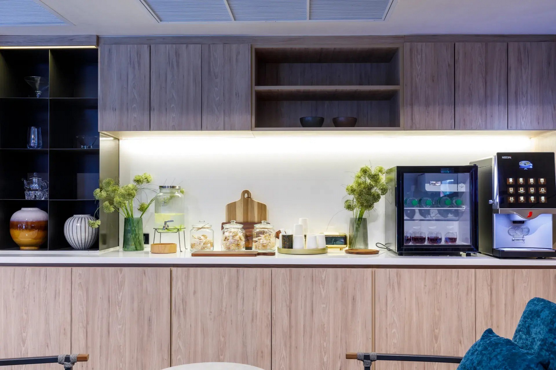 All-day Coffee Corner