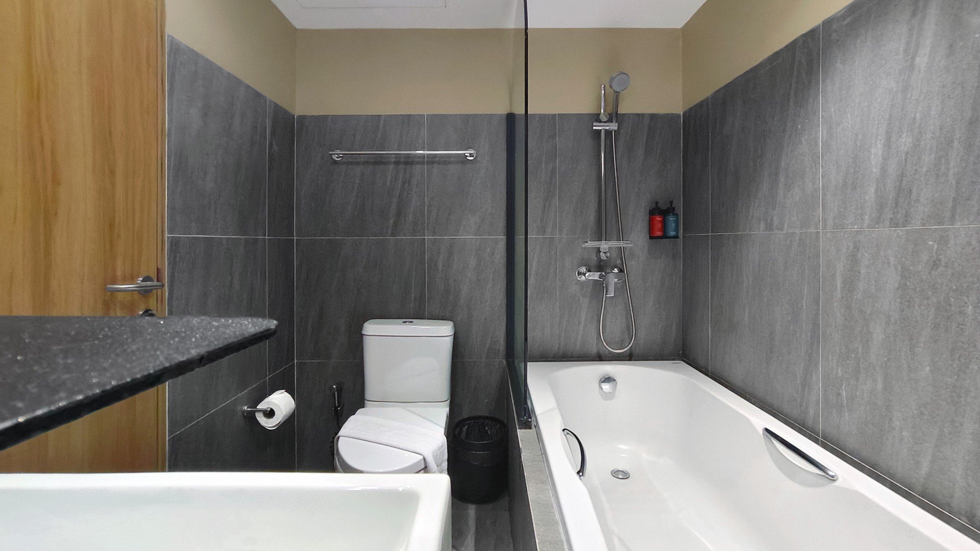 Benjarong Hotel Ratchada Bangkok