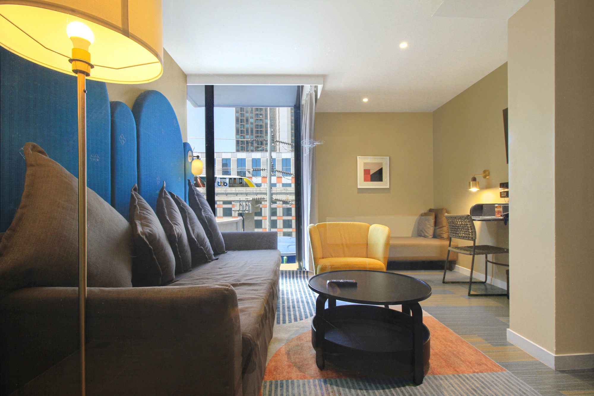 Grand Deluxe Corner Room